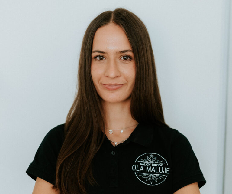 Alicja Rączka stylistka paznokci